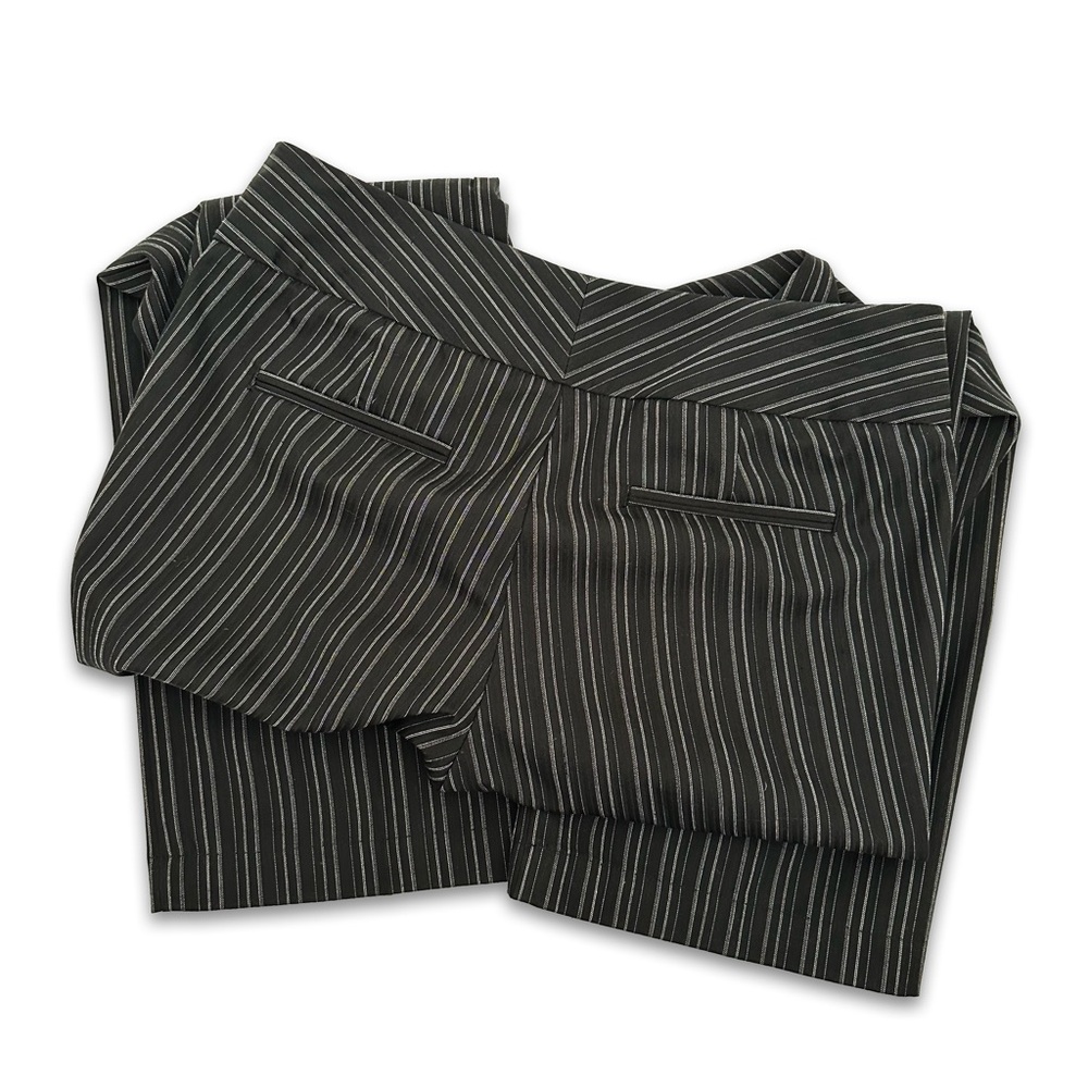 Dockers curvy fit pants. Size 6 - Picture 4 of 6